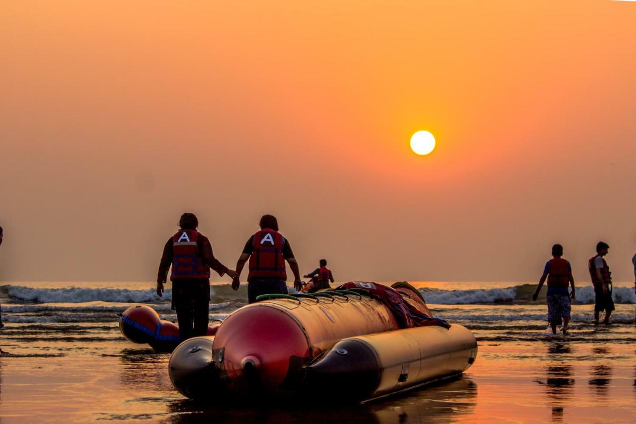 Maitreya Beach Resort Diveagar Exterior photo