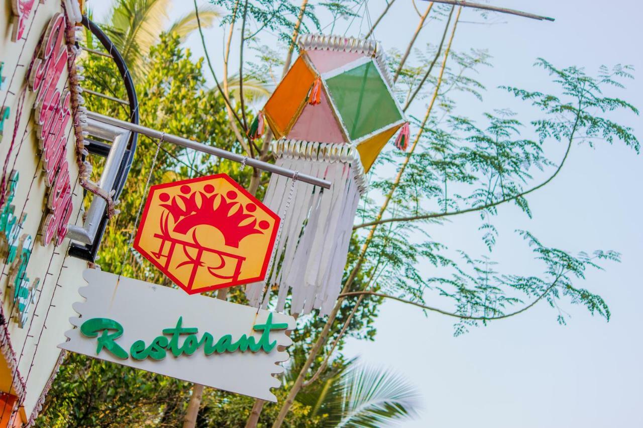 Maitreya Beach Resort Diveagar Exterior photo